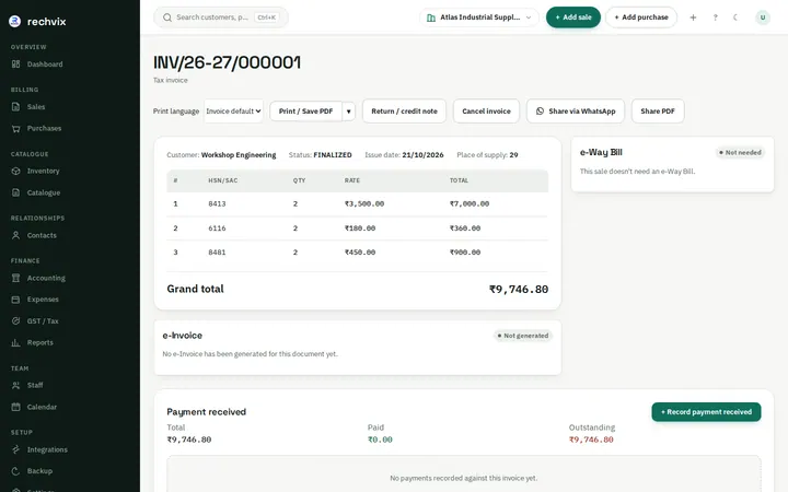 Finalized Rechvix invoice showing number, customer, lines, total and payment status
